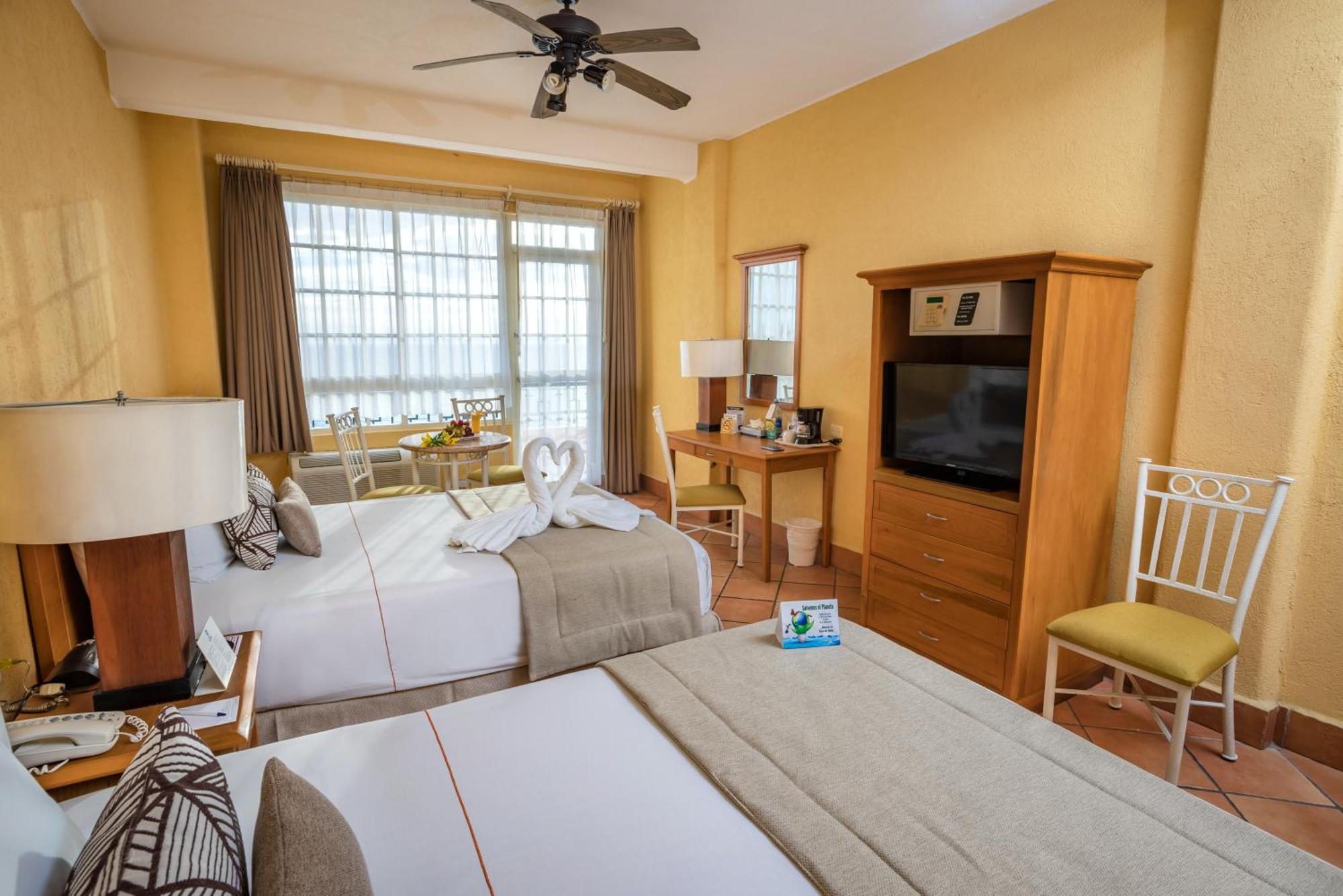 Best Western Posada Freeman Mazatlan Exterior photo