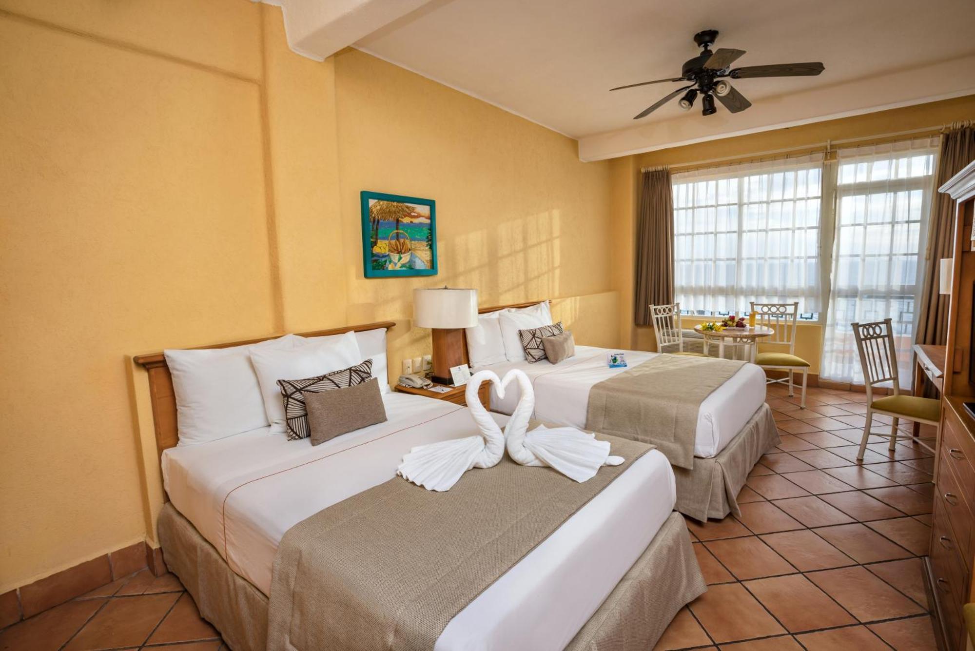 Best Western Posada Freeman Mazatlan Exterior photo
