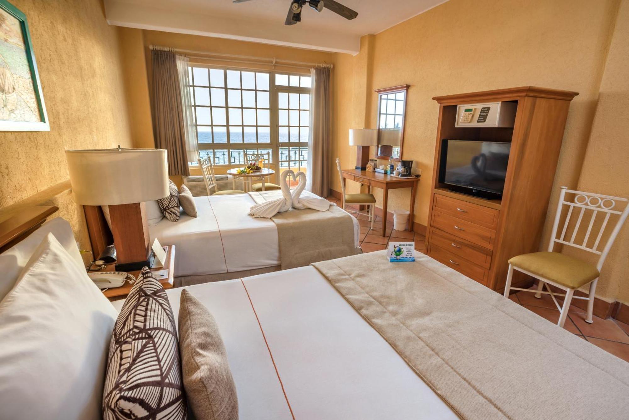 Best Western Posada Freeman Mazatlan Exterior photo