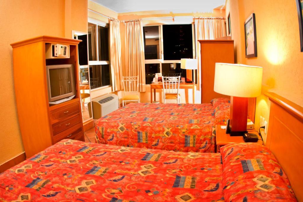 Best Western Posada Freeman Mazatlan Exterior photo